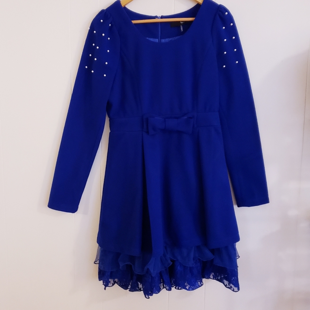 Ryu Women Dress Size Small Royal Blue Scoop Neck, waist bow, Pearls on Sleeve